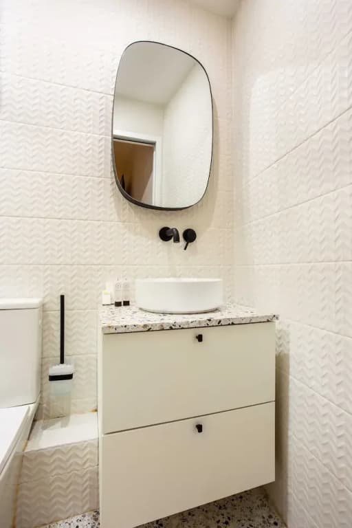 Elegant Apartment - 2BD /8P - Near Eiffel Tower - Miniature 8