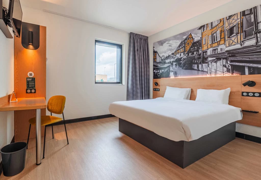 B&B HOTEL Colmar Expo - Miniature 6