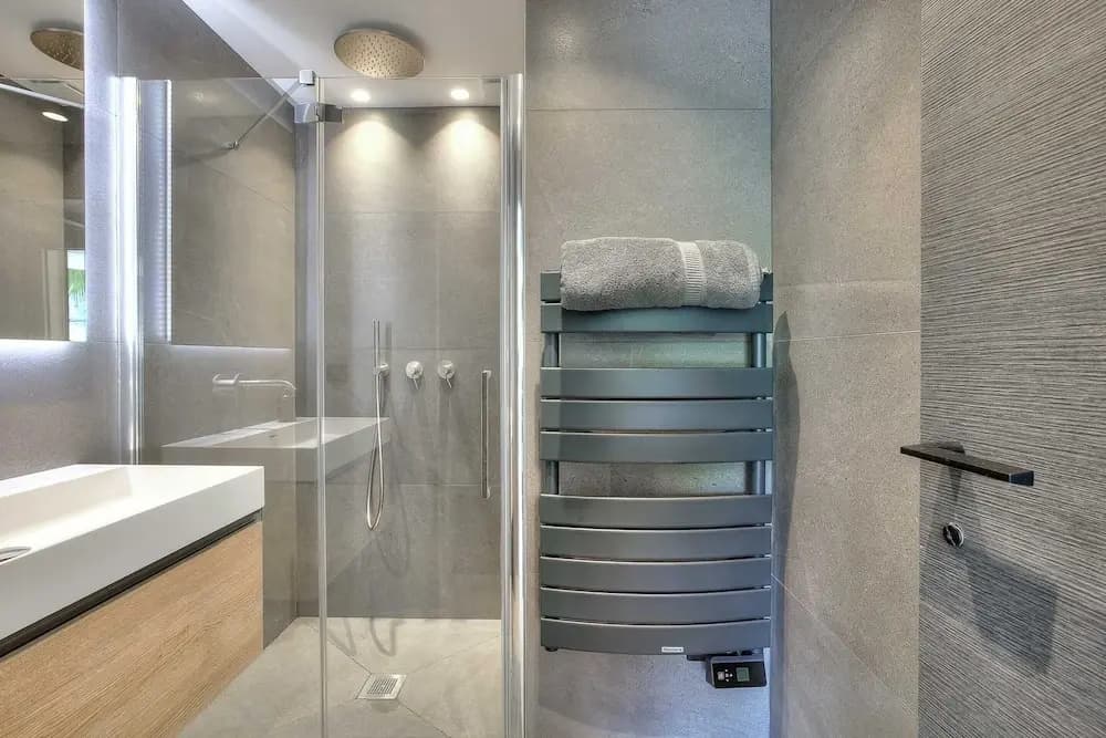Luxury Flat With Balcony - 2br/6p - Cannes - Miniature 7