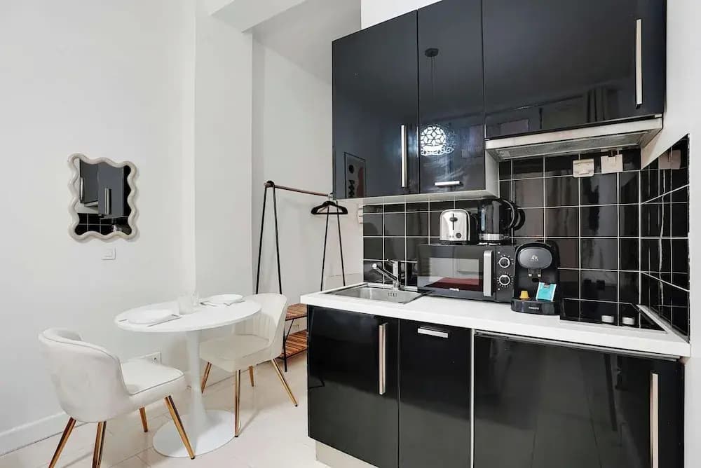 Charming Studio - 2P - Canal Saint-martin/republiq - Miniature 6