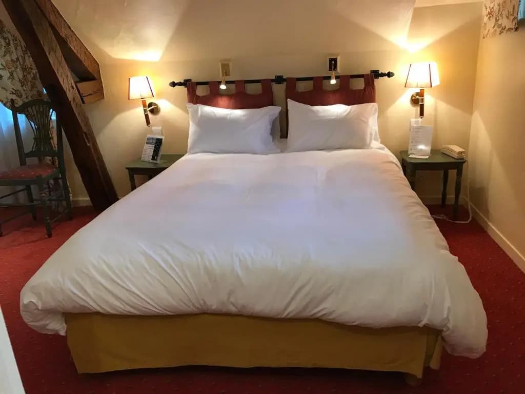 Hotel Le Cheval Blanc - Photo 2