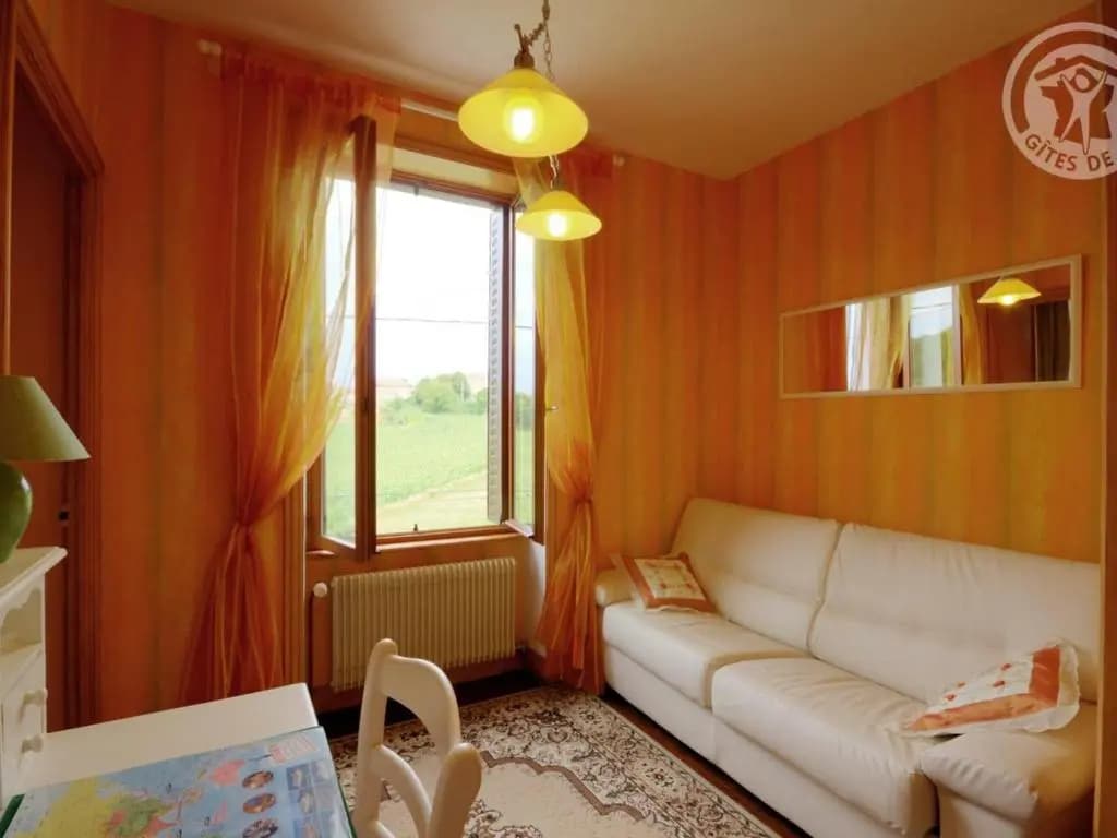 Gîte Bussières, 3 pièces, 4 personnes - FR-1-496-90 - Photo 4