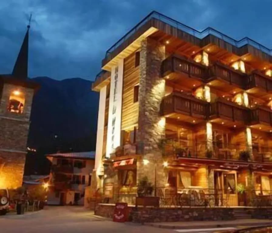 Logis Hotel Le Monal - Photo 1