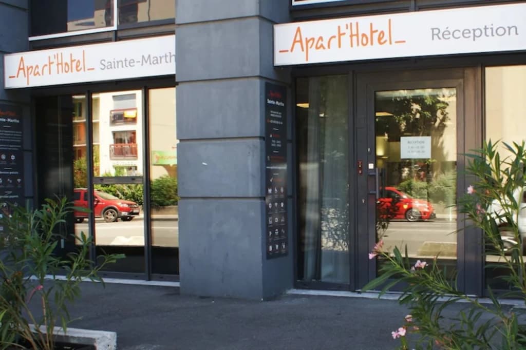 Apart'Hotel Sainte-Marthe - Photo 1