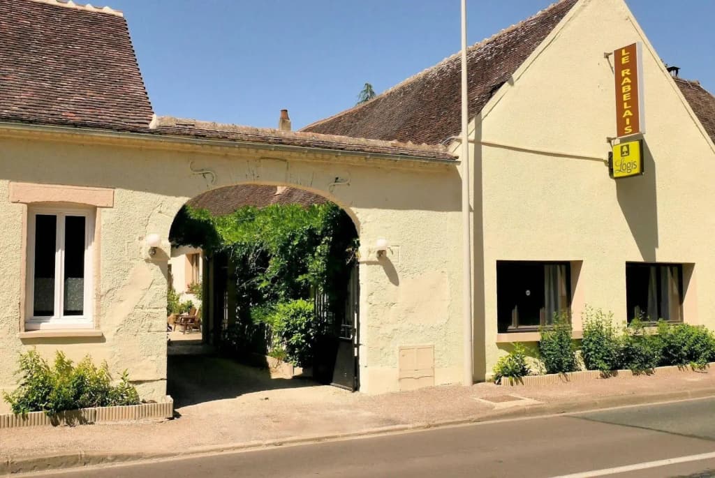 Auberge Le Rabelais - Photo 1