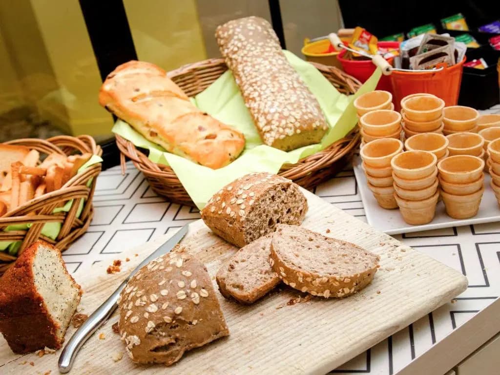ibis Styles Auxerre Nord - Miniature 8