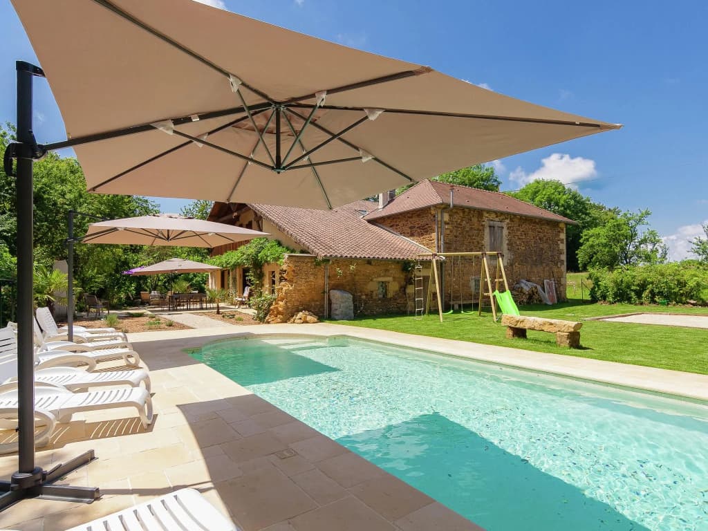 Spacious Farmhouse With Private Heated Pool in a Rustic Garden - Photo 1