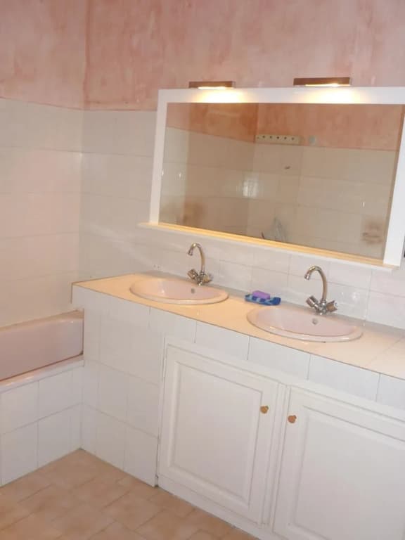 House With 3 Bedrooms in Loriol-du-comtat, With Enclosed Garden - 110 km From the Beach - Miniature 7