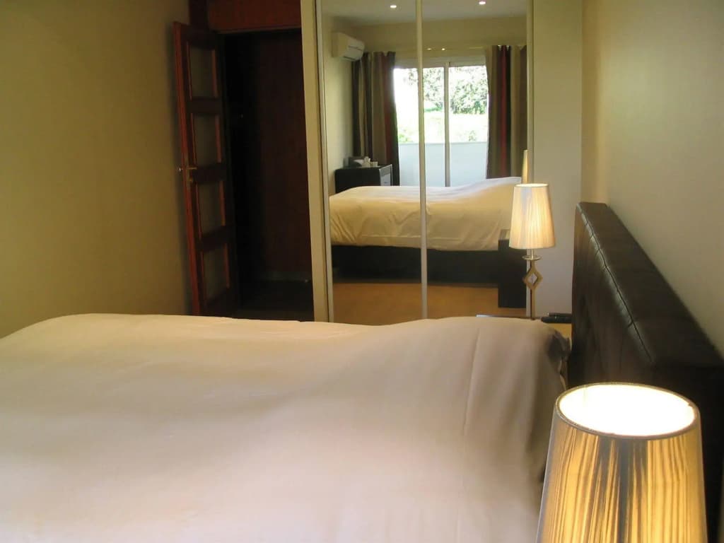 Appart’Hôtel La Villa Carnot Cannes - Photo 3