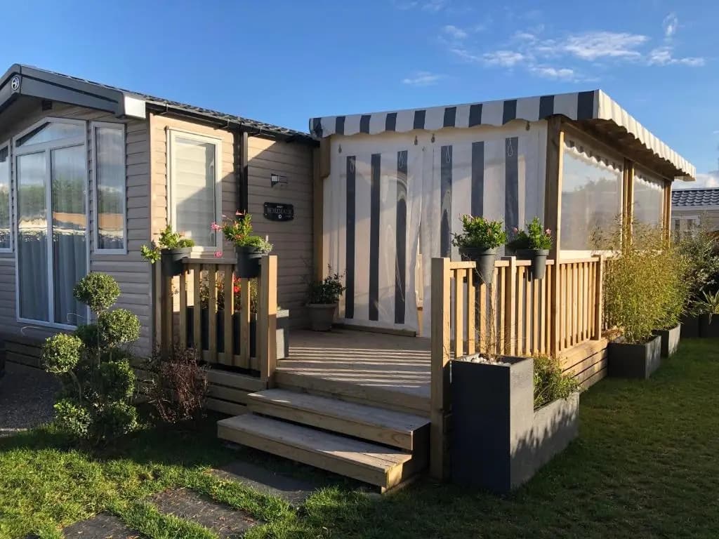 Mobil home de charme tout confort à 200 m de la mer - Miniature 8