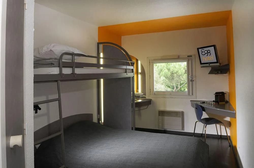 Egg Hotel Sarcelles - Photo 3