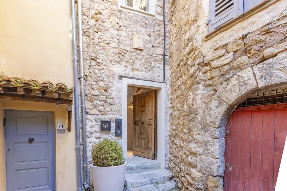 Mougins Luxury Retreats - Photo 1