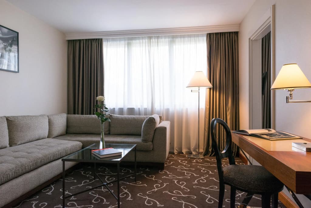Crowne Plaza Paris - Neuilly - Miniature 6