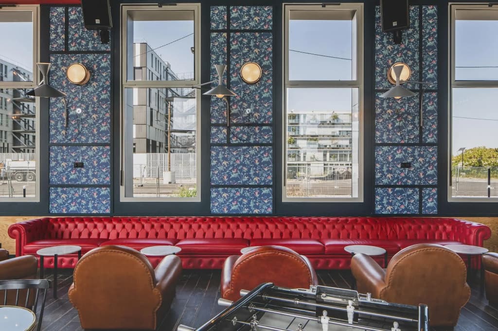 Eklo Hotels Bordeaux City center Bastide - Photo 2