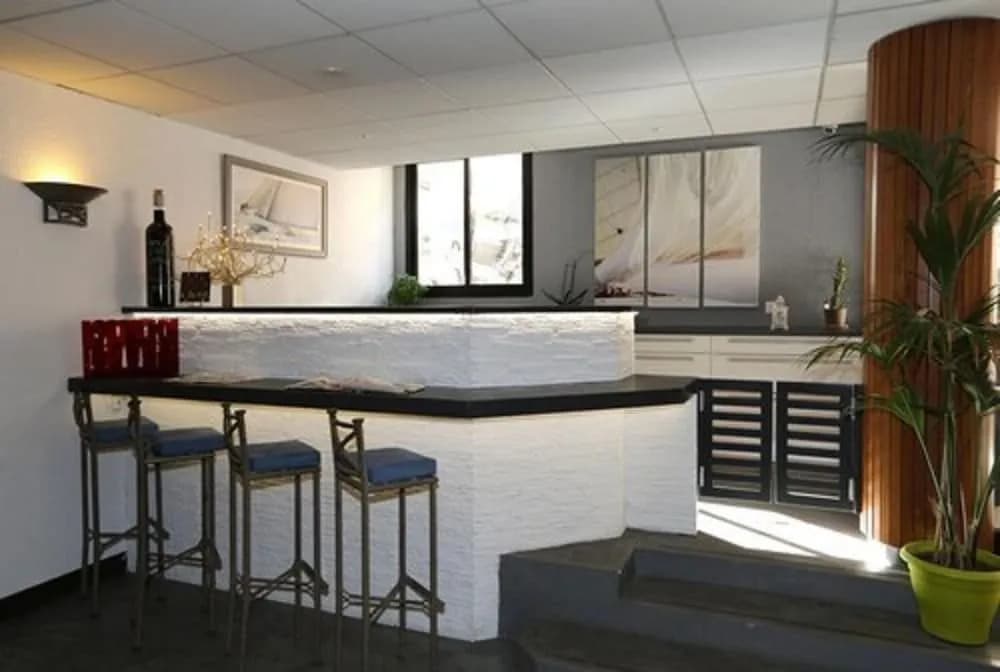 Hotel Résidence Les Mèdes - Photo 4