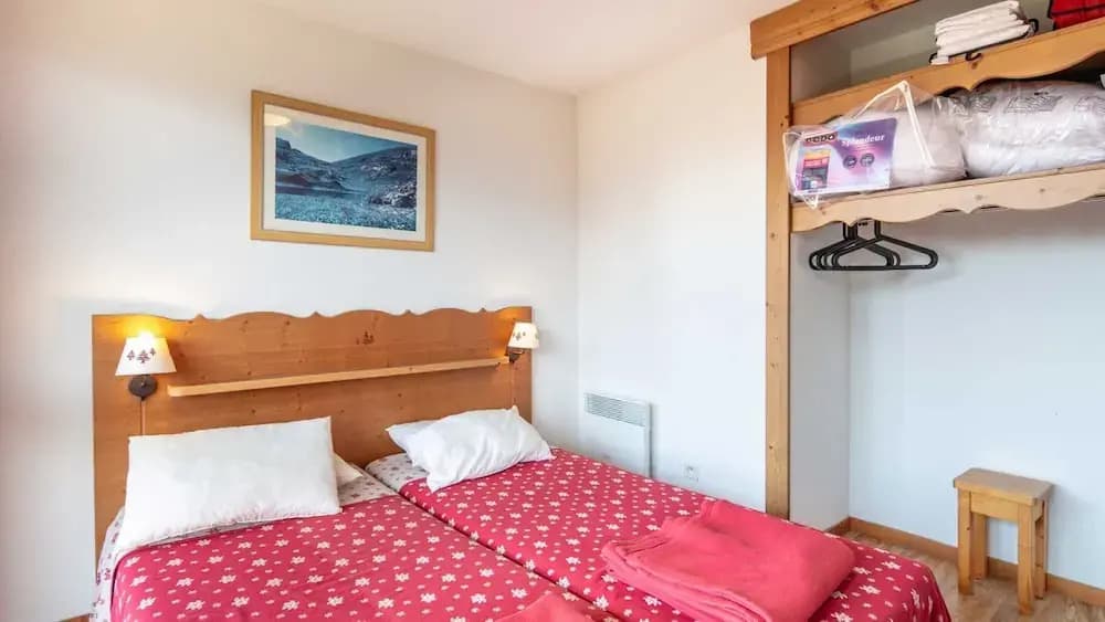 Alpine Apartment in Chamrousse - Photo 3