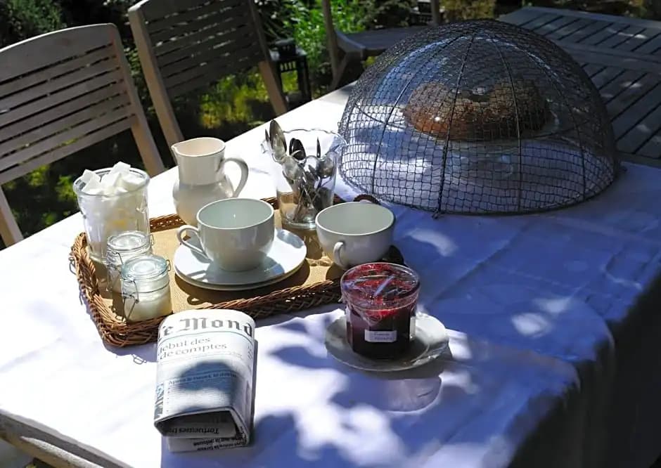 Maison d'Hôtes La Singulière - Miniature 8