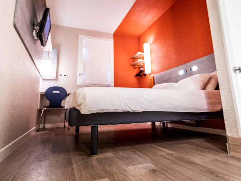 Ibis Budget Saint-Brieuc Yffiniac - Photo 5