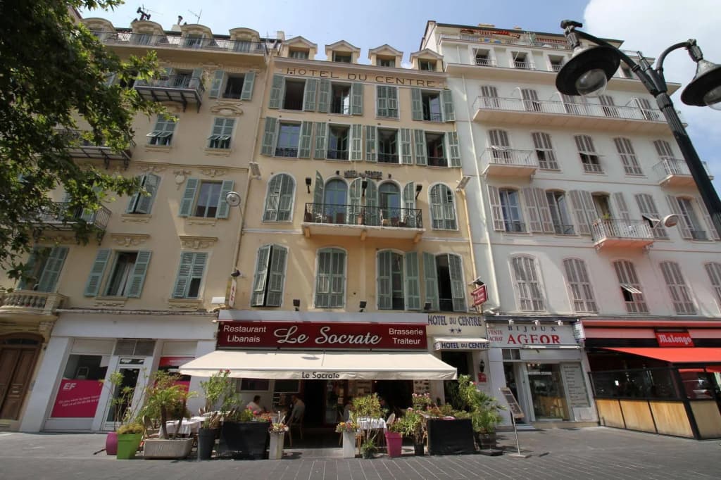 Hotel Du Centre, un hotel AMMI - Photo 1