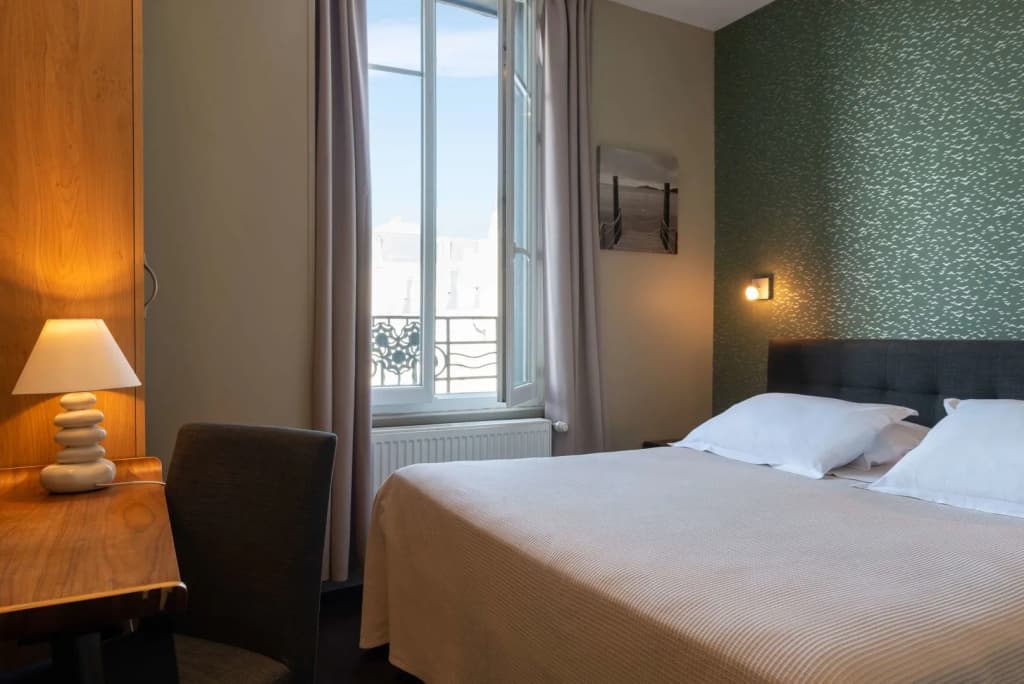 The Originals Boutique, Hôtel La Villa Marine, Le Tréport - Photo 2