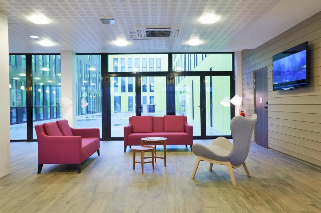 Campanile Belfort Montbéliard - Gare La Jonxion - Miniature 8