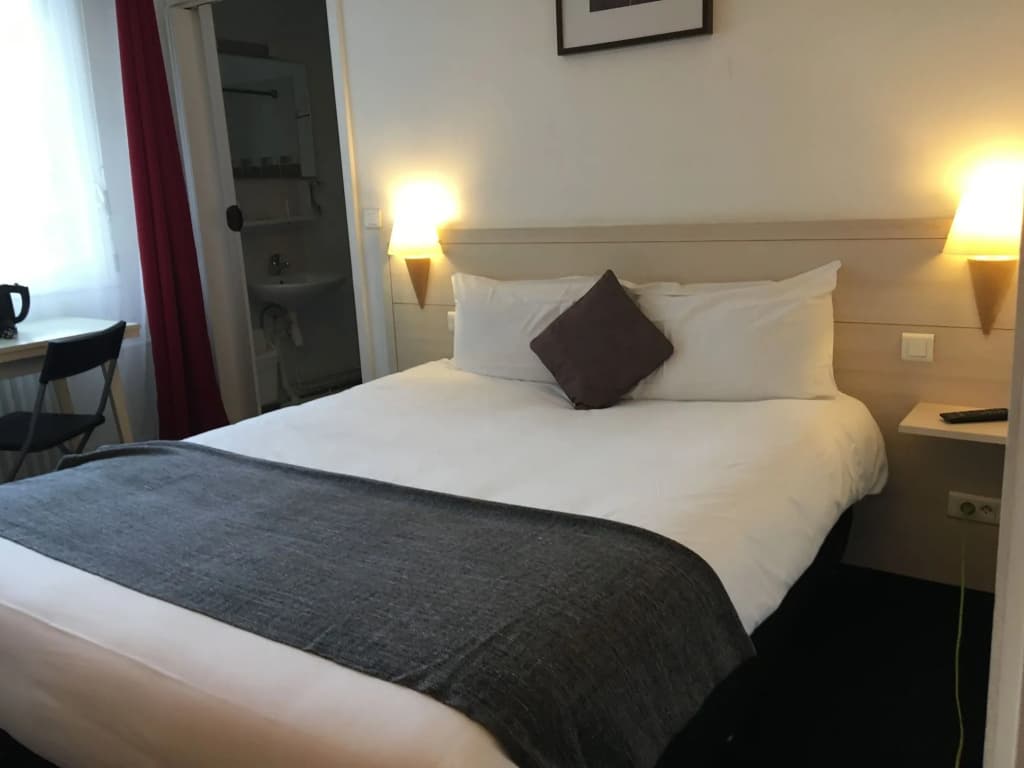 Hôtel Vieille Tour Centre Rouen - Photo 2