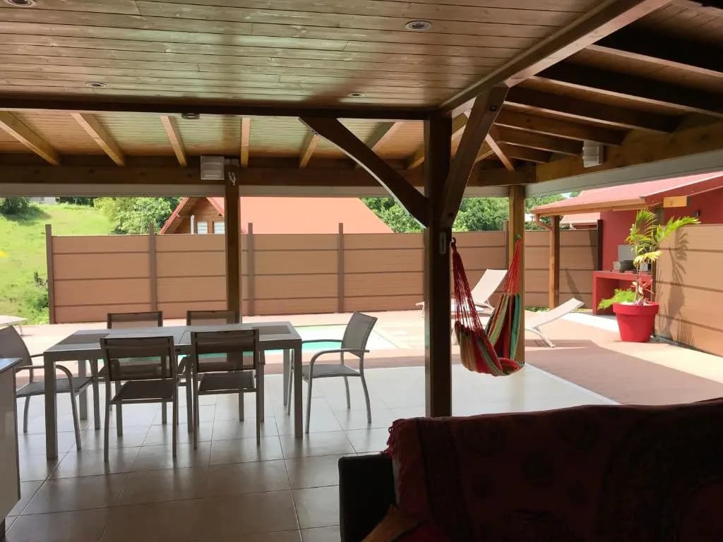 Villa neuve de standing en bois avec piscine - Photo 3