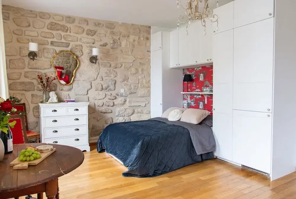 Studio en Isle - Monthly Rental - Photo 1
