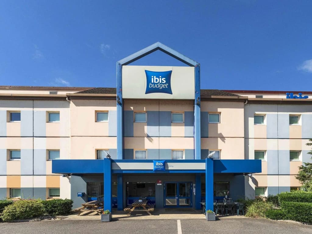 ibis budget Vichy - Photo 1