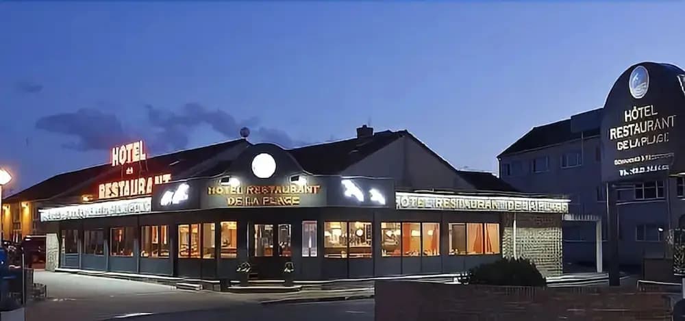Hôtel de la Plage - Photo 1