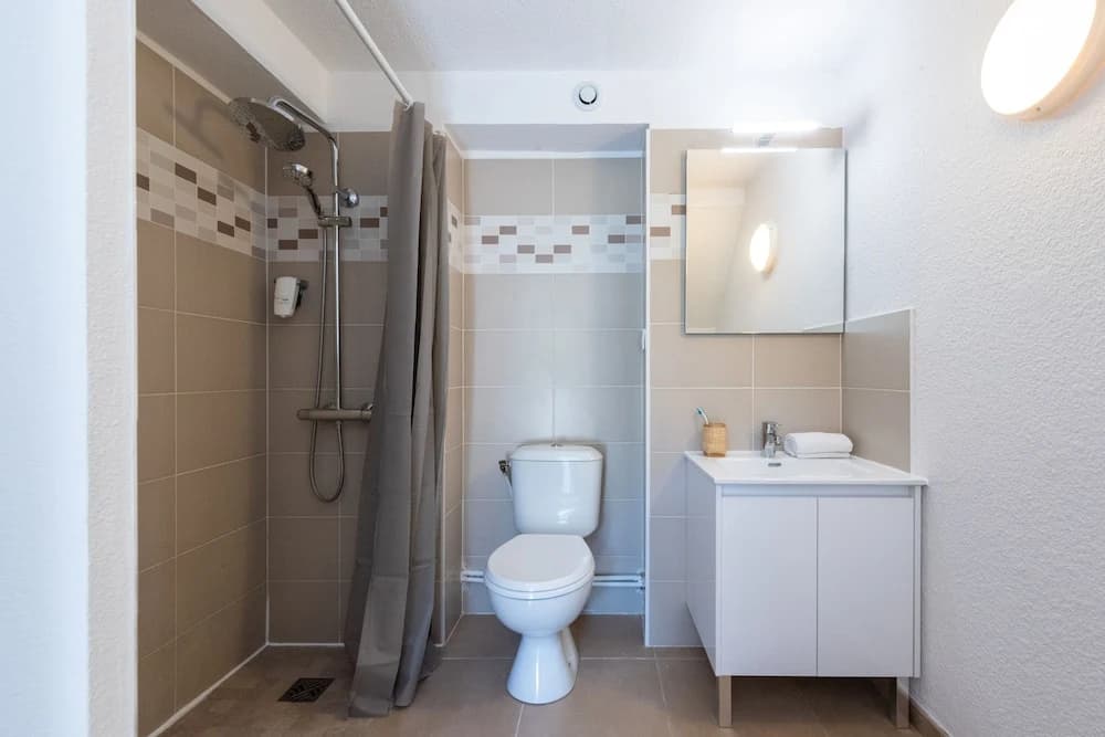 Comfort Aparthotel Mandelieu La Napoule Village - Photo 3