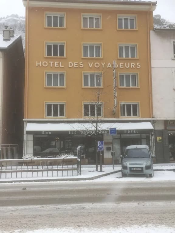 Hotel Les Voyageurs - Photo 1
