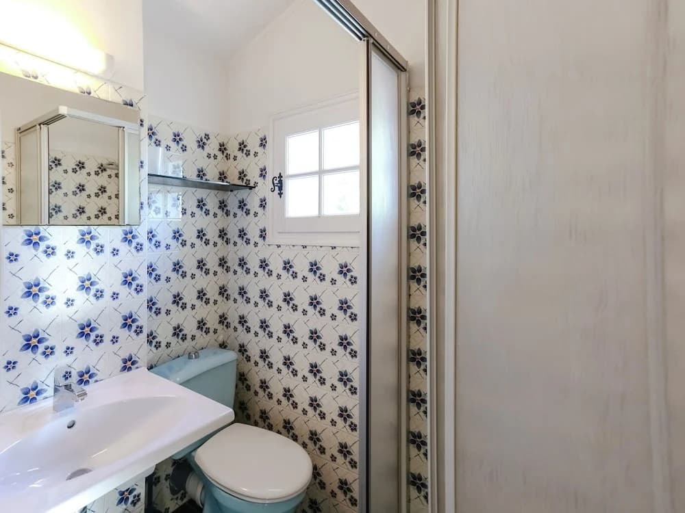 Boutique Holiday Home in Bormes-les-Mimosas with Pool - Miniature 7
