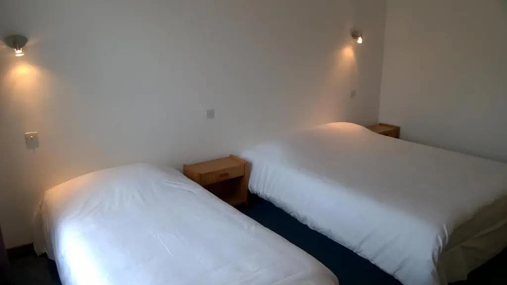 Hôtel Beau Rivage - Photo 3