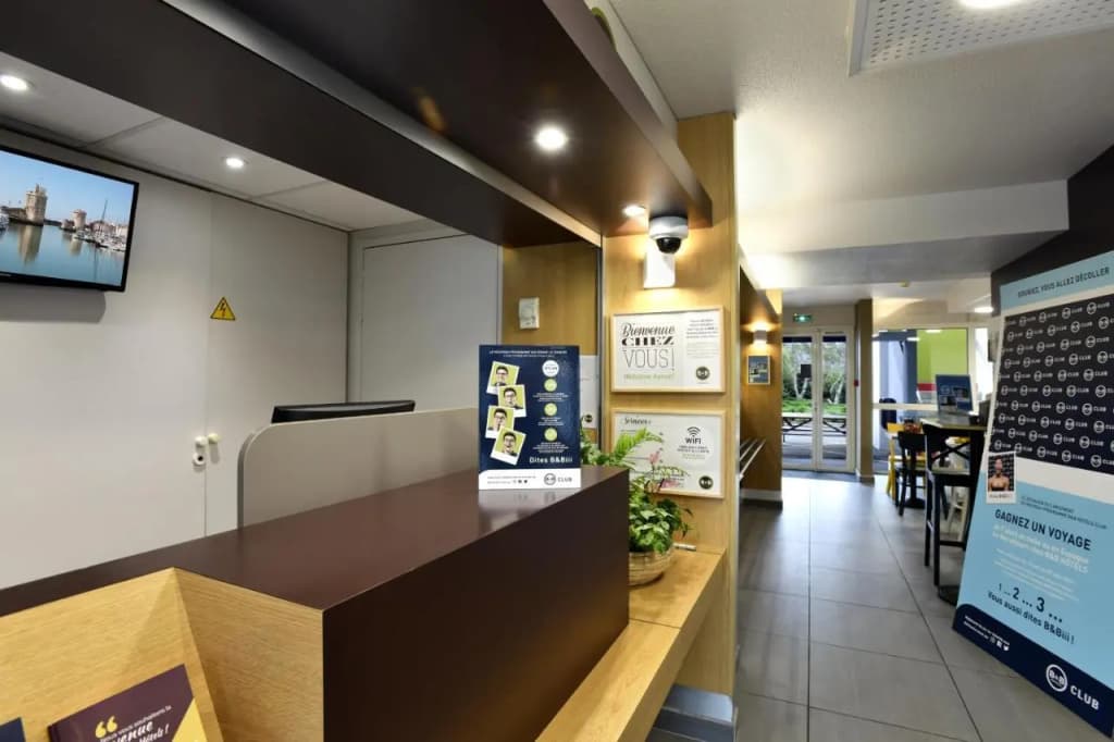 B&B HOTEL La Rochelle Angoulins-sur-Mer - Photo 2