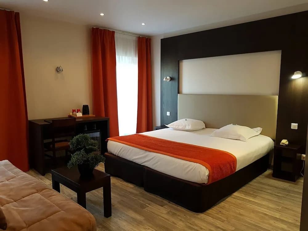 Hotel Les Alpes - Photo 3