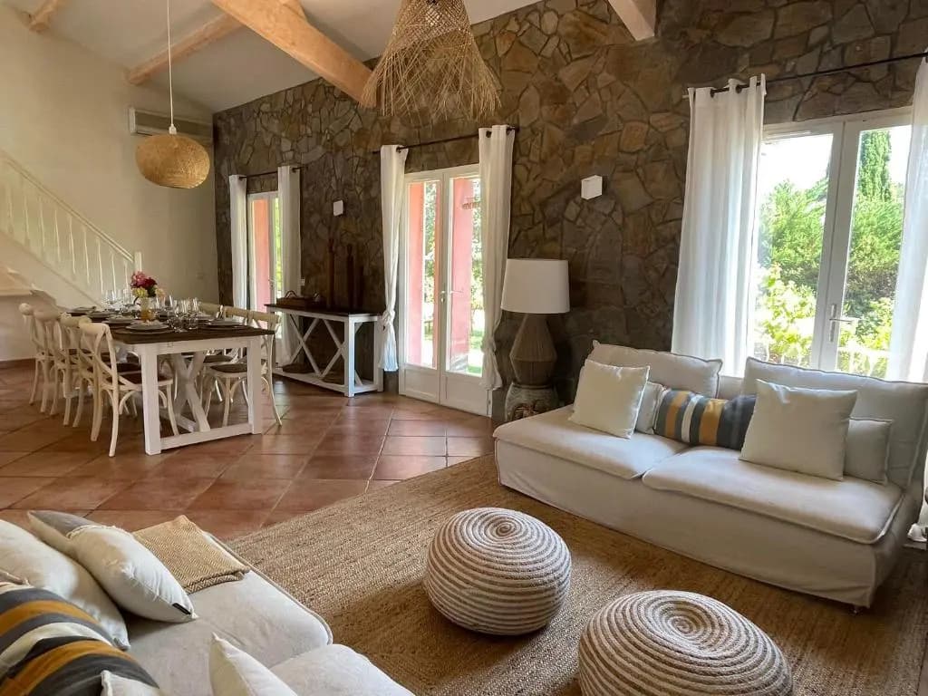 Fantastic pool villa 900m to the beach; with extravagant big garden - Photo 2