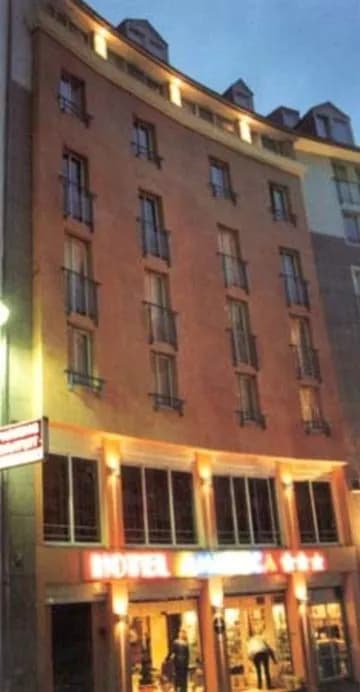 America Hotel Lourdes - Photo 1