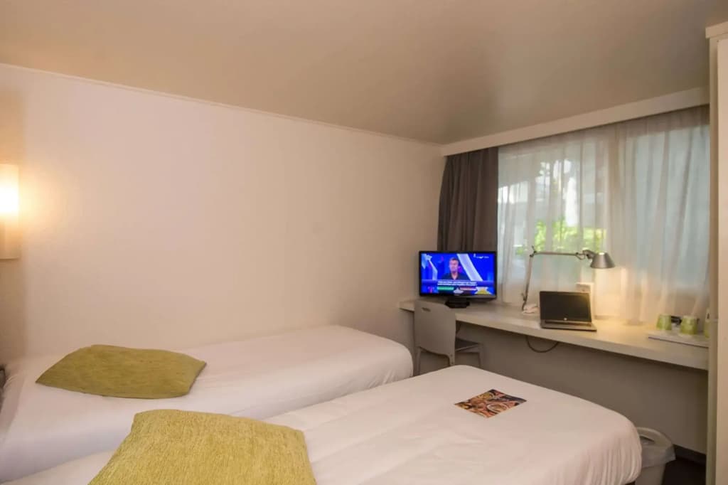 Hotel Campanile Reims Sud - Bezannes - Photo 4