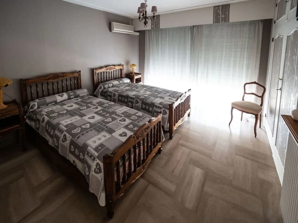 Apartment Near the Beaches Right in the Center Comfortable - Photo 5