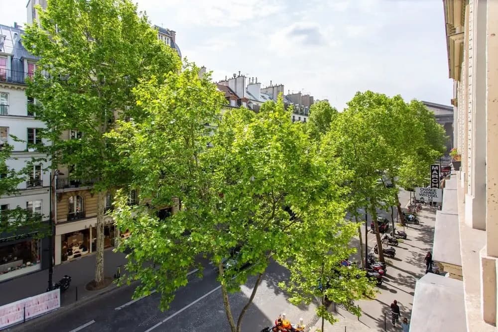 Cozy Studio Retreat in the Heart of Paris - Madeleine Opera - Miniature 8