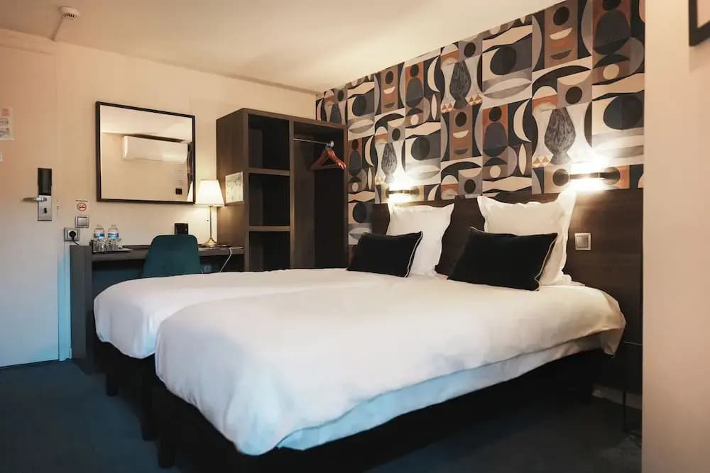 Brit Hotel Confort Orly Morangis - Photo 3
