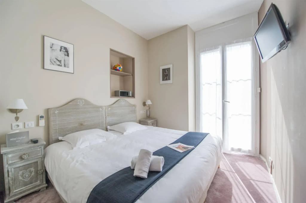 Hotel Oxford - Photo 2
