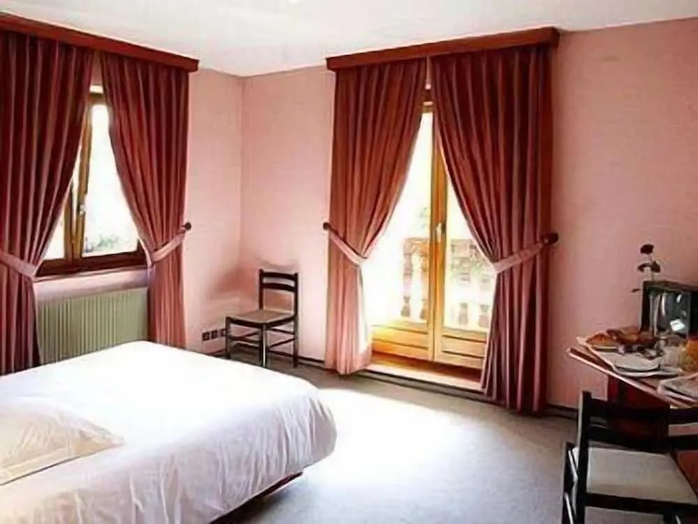 Hôtel-Restaurant A l'Aigle - Photo 3