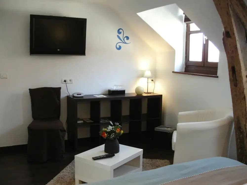 Hotel Restaurant Du Montligeon - Photo 4