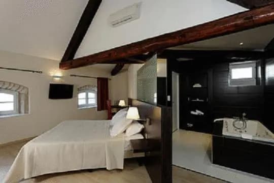 Chateau Du Mont Joly - Photo 3