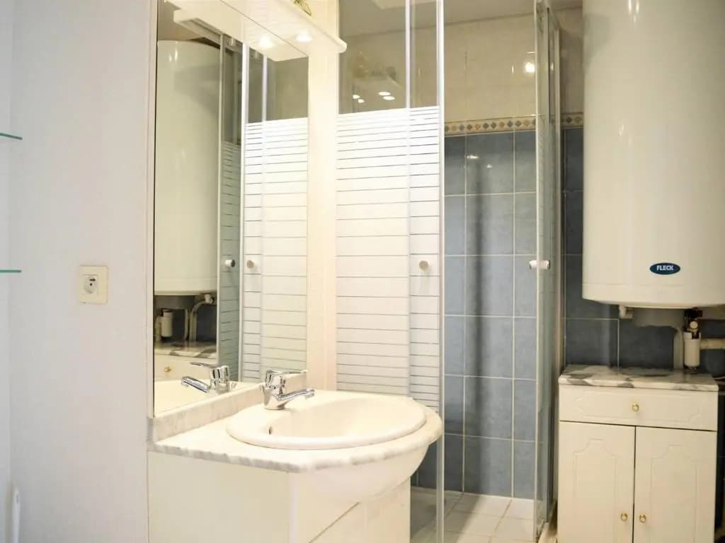Appartement Le Lavandou, 2 pièces, 4 personnes - FR-1-251-399 - Miniature 8