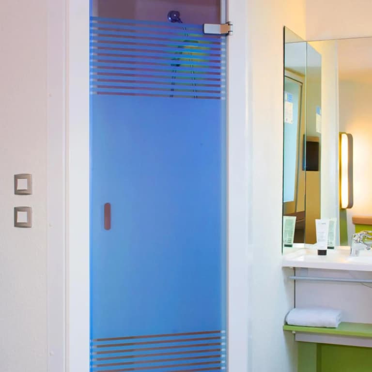 ibis budget Ajaccio - Miniature 6