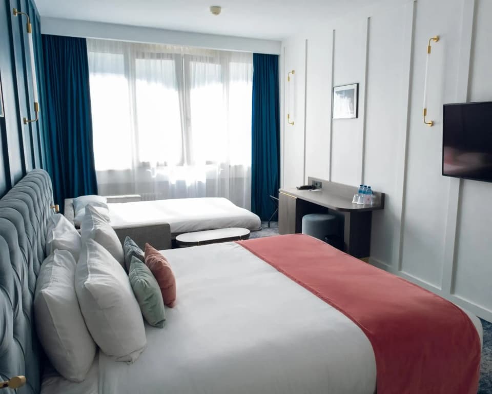 Pley Hotel - Miniature 6