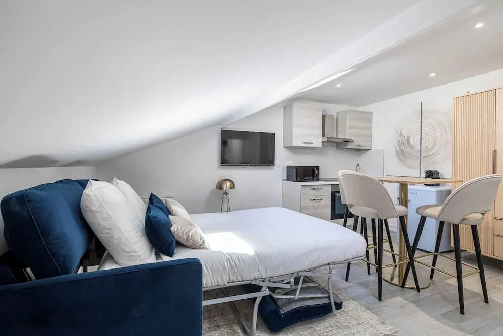 Renovated Studio - Cannes Center - Bright - Photo 2